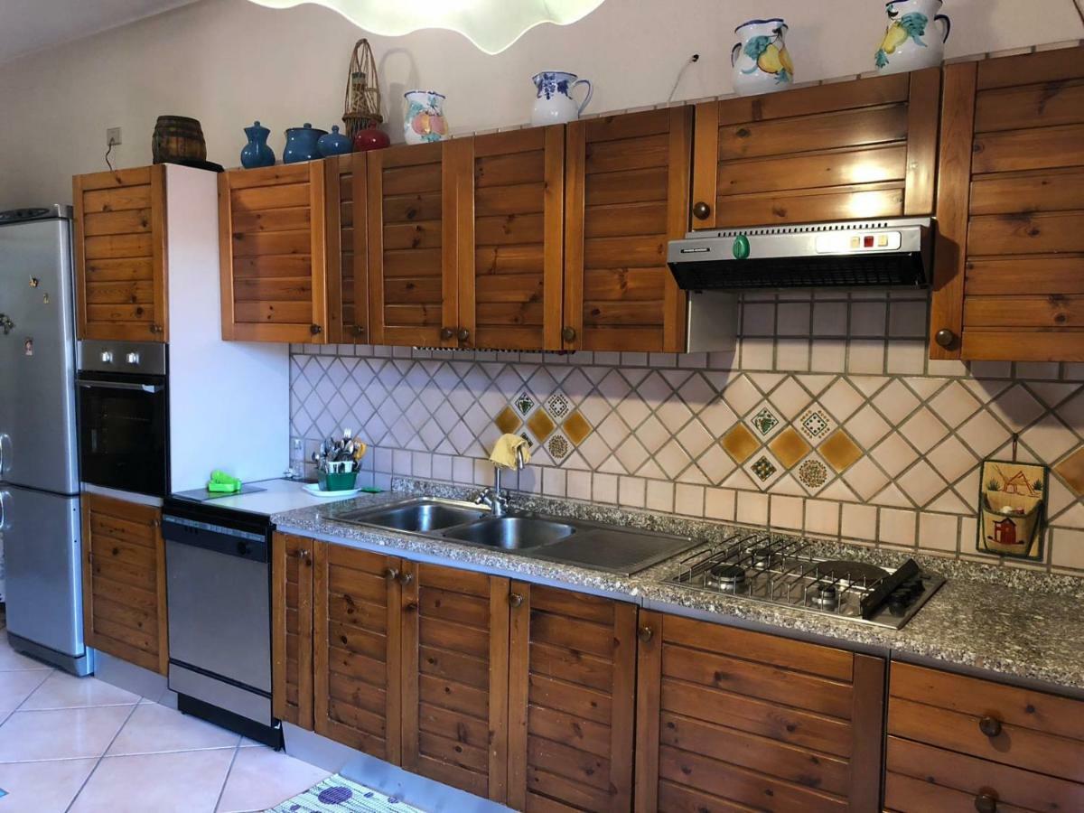 Andrew'S Apartment - Mulinia Residence أتشيريالي المظهر الخارجي الصورة