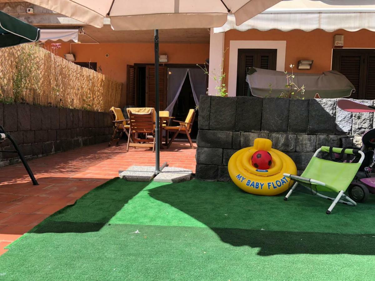 Andrew'S Apartment - Mulinia Residence أتشيريالي المظهر الخارجي الصورة