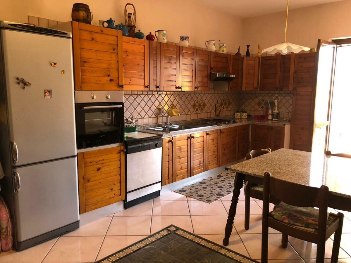 Andrew'S Apartment - Mulinia Residence أتشيريالي المظهر الخارجي الصورة